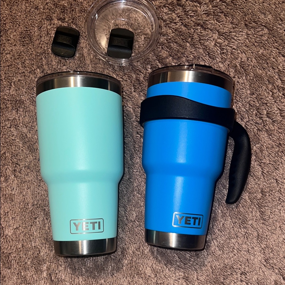 YETI Aqua and Blue Travel Mugs BUNDLE